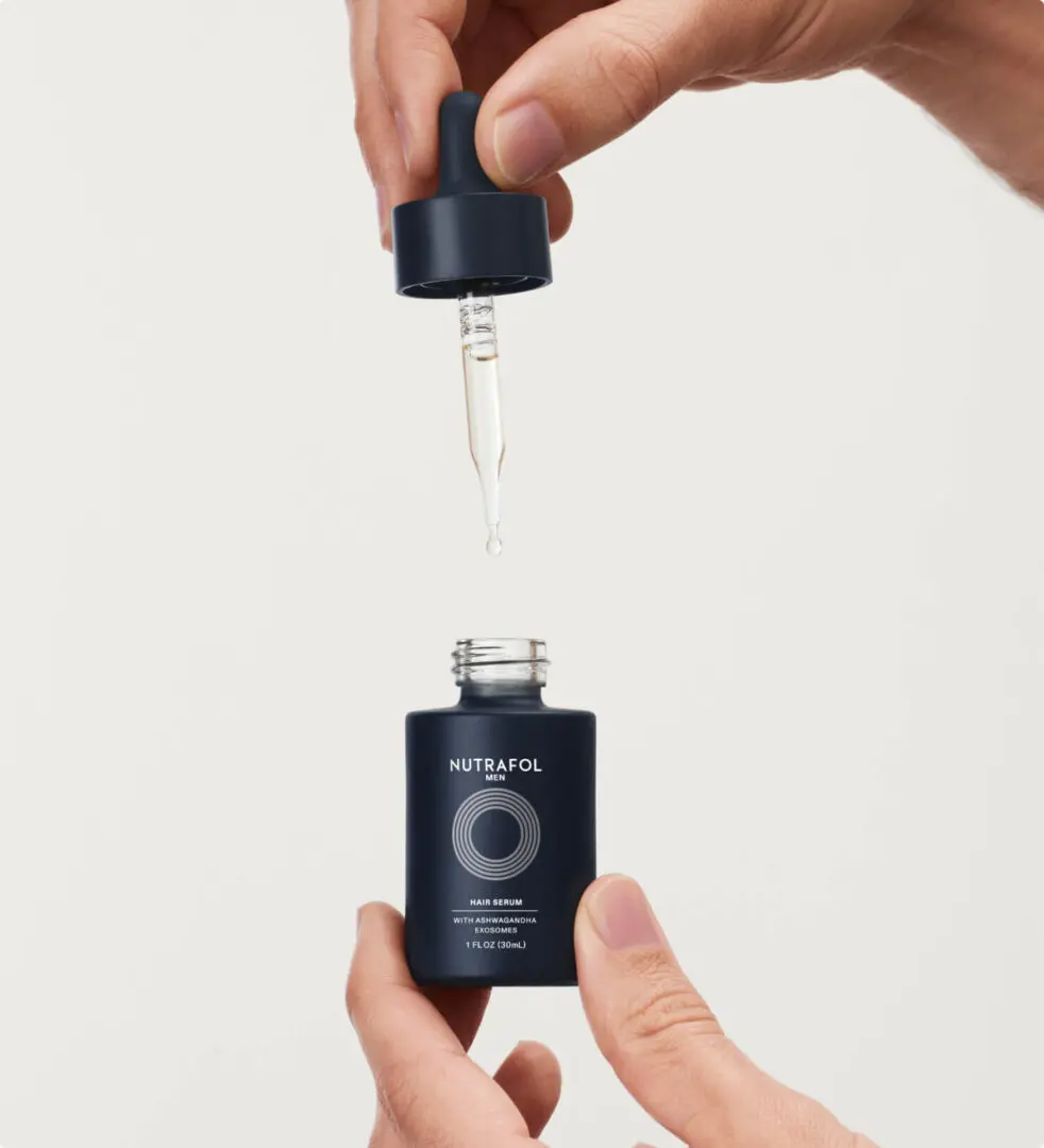 men-hair-serum-small-hand