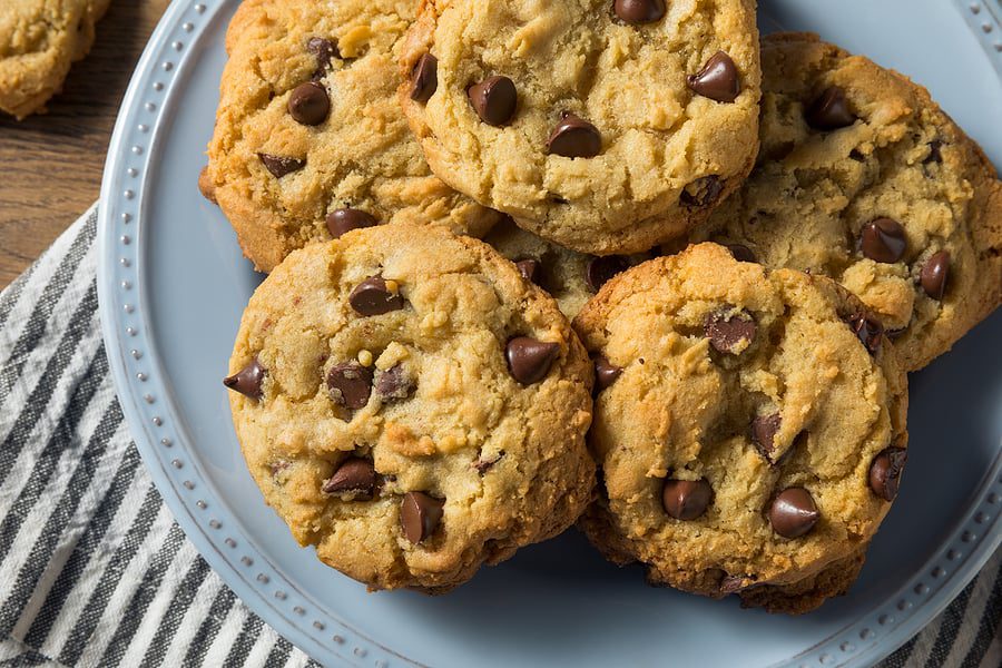 Homemade-Warm-Chocolate-Chip-Cookies