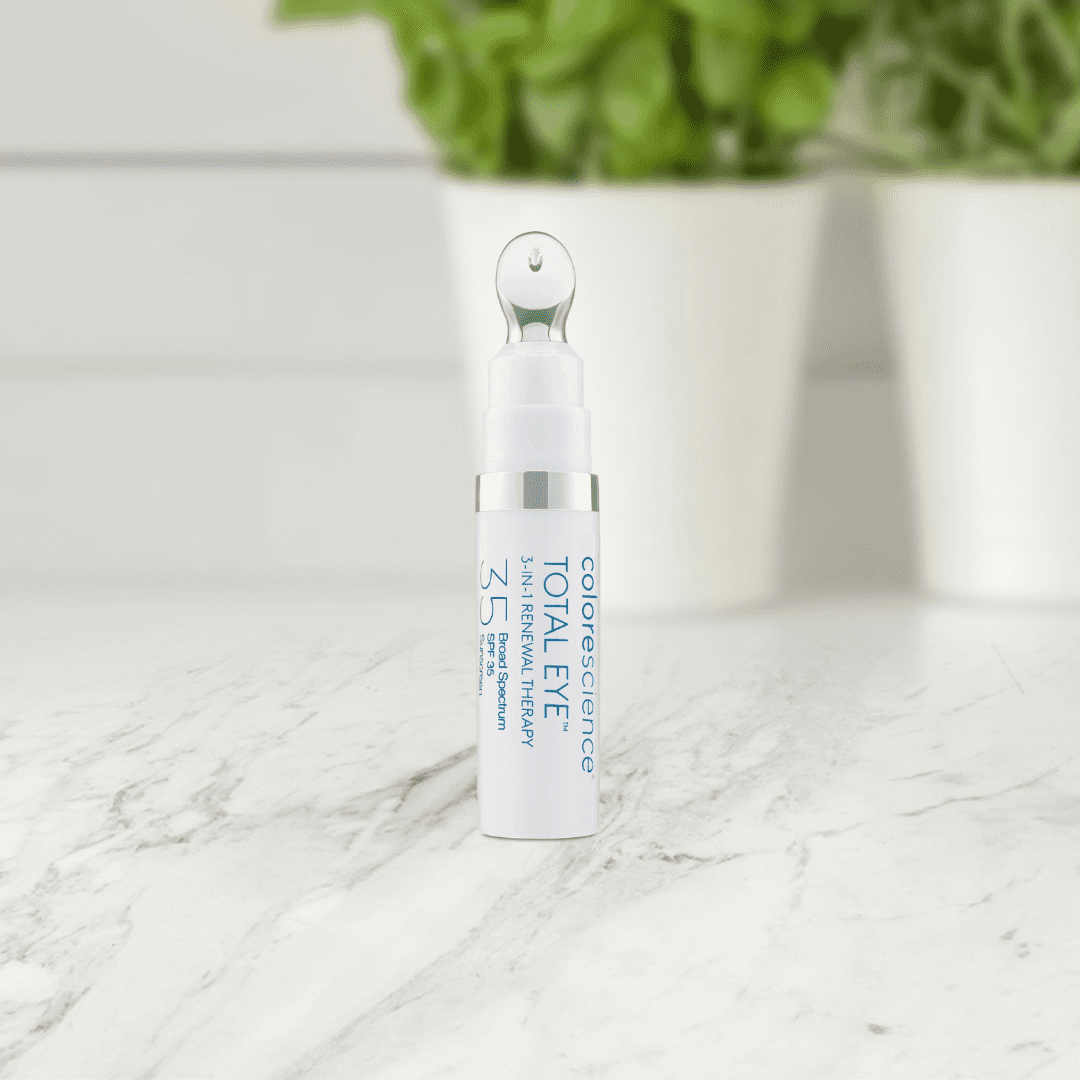 Total Eye 3-in-1 Renewal Therapy SPF 35 Medium - Front